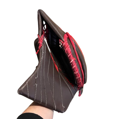 TRUE L20.2 - Gant de gardien de but Pro Stock d'occasion (marron/rouge)